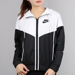 Nike Unisex Black White Windrunner Jacket